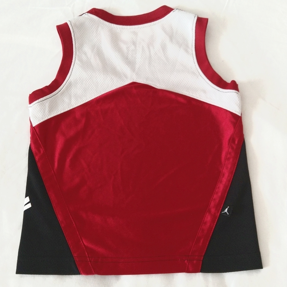 JORDAN A I R - black , red ,& white boys matching active, sports sets size 4 . - Picture 7 of 14